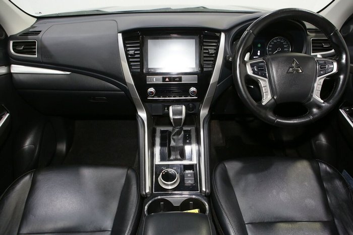2020 Mitsubishi Pajero Sport GLS