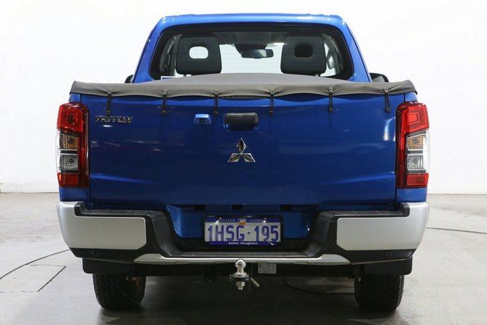 2022 Mitsubishi Triton GLX+