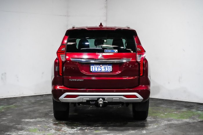2023 Mitsubishi Pajero Sport GLS