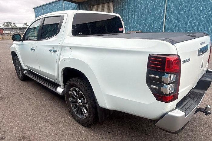 2021 Mitsubishi Triton GLS
