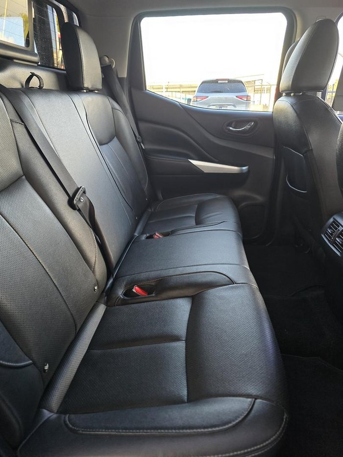 2018 Nissan Navara ST-X