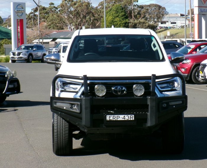 2021 Toyota Hilux SR5