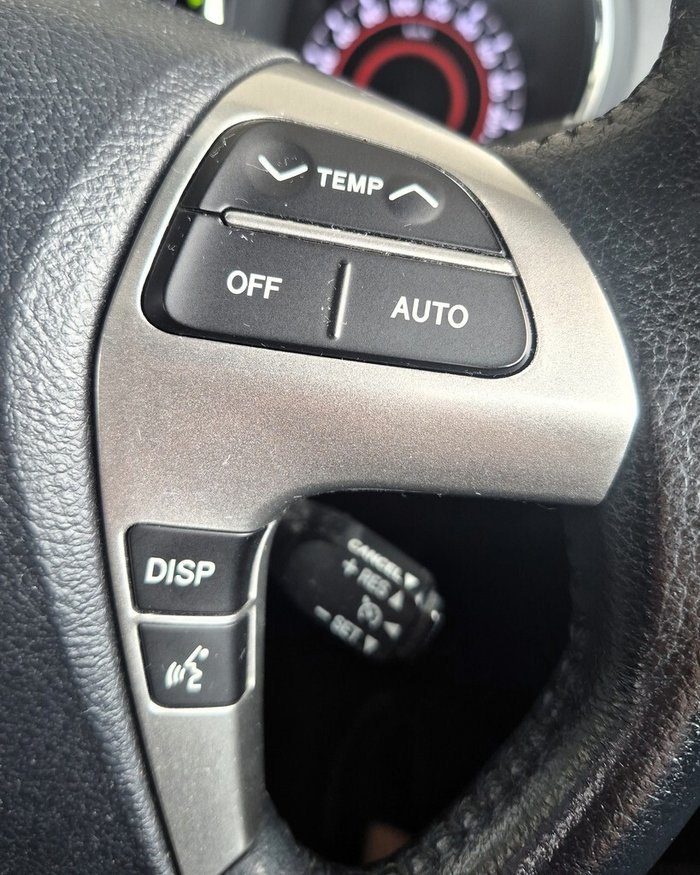 2013 Toyota Kluger