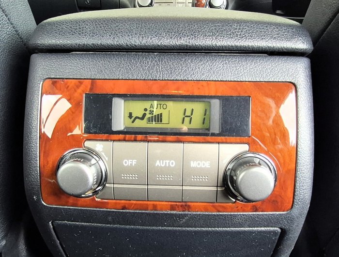 2013 Toyota Kluger