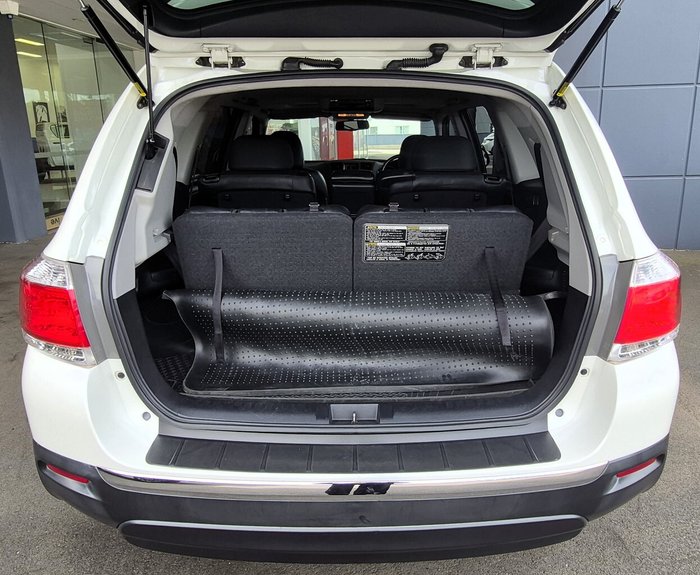 2013 Toyota Kluger