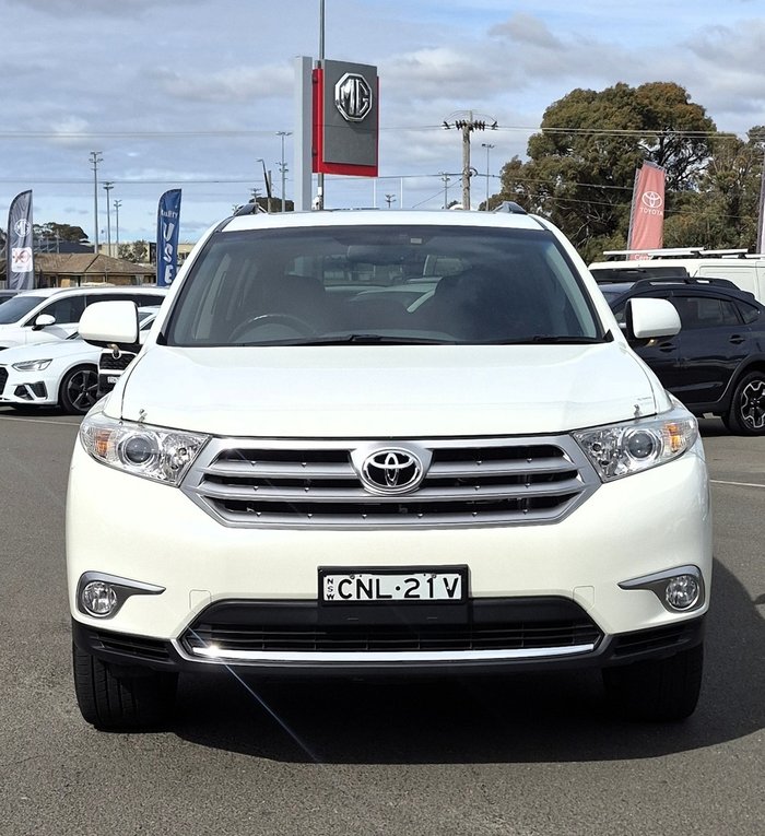 2013 Toyota Kluger