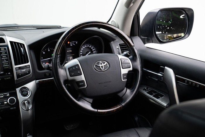 2013 Toyota Landcruiser Sahara
