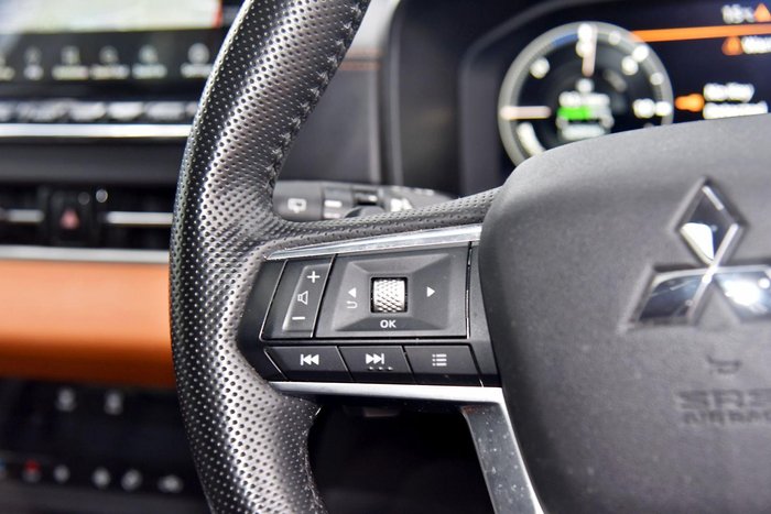 2024 Mitsubishi Outlander PHEV Exceed Tourer