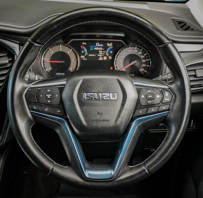 2021 Isuzu MU-X LS-U