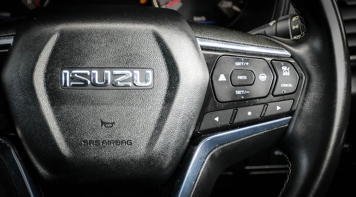 2021 Isuzu MU-X LS-U