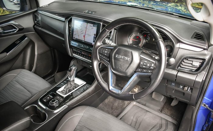 2021 Isuzu MU-X LS-U