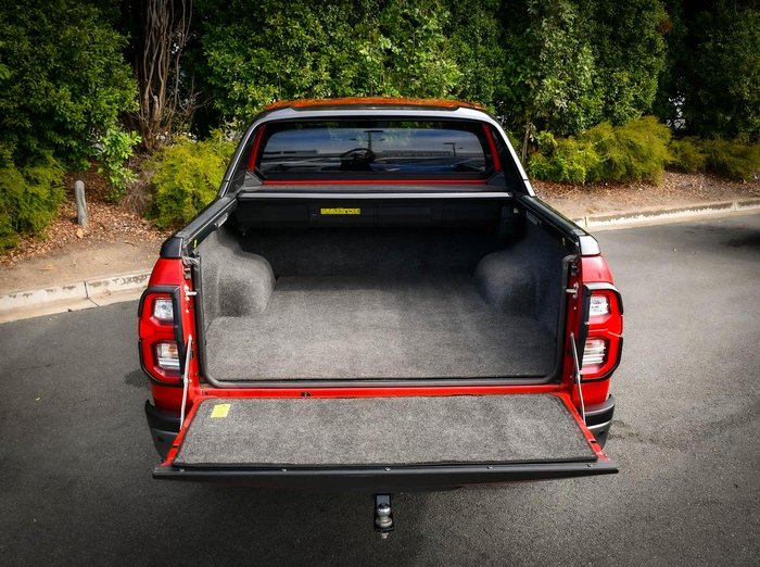 2020 Toyota Hilux Rogue