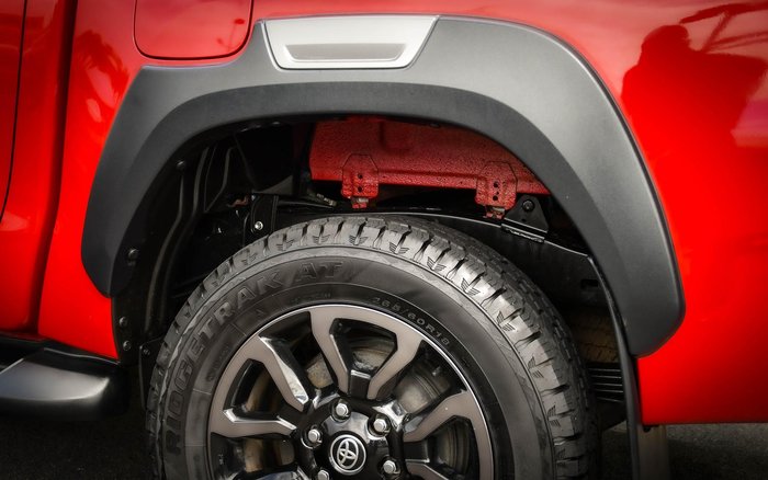 2020 Toyota Hilux Rogue