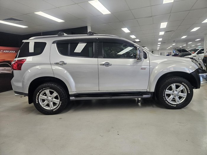 2016 Isuzu MU-X LS-T