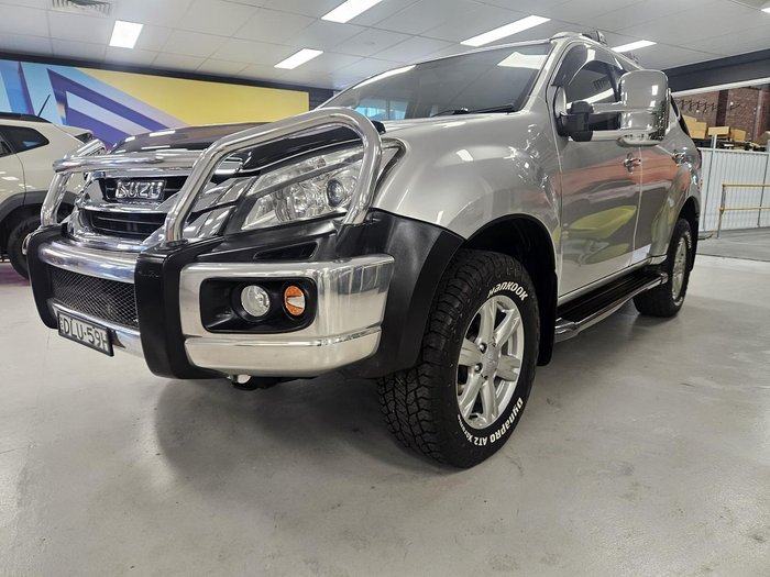 2016 Isuzu MU-X LS-T