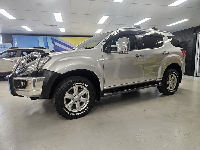 2016 Isuzu MU-X LS-T