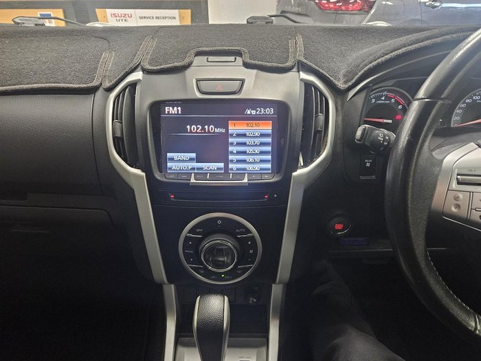 2016 Isuzu MU-X LS-T