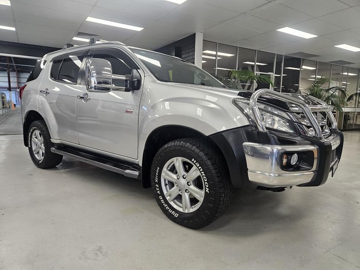 2016 Isuzu MU-X LS-T