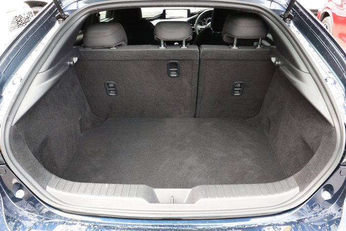 2025 Mazda 3 G25 Evolve SP
