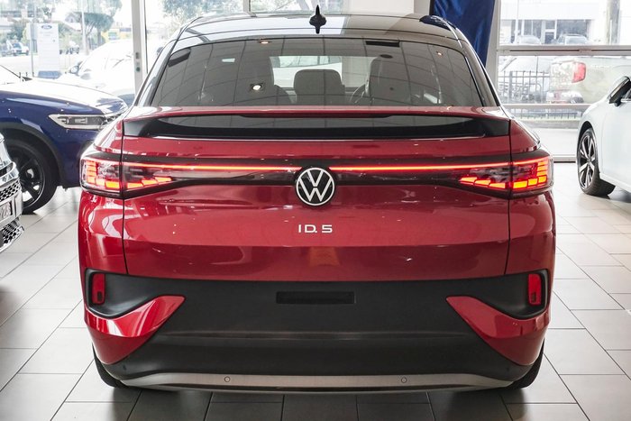 2025 Volkswagen ID.5 Pro