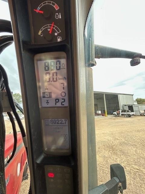 2007 Case Magnum 305 Powershift Red
