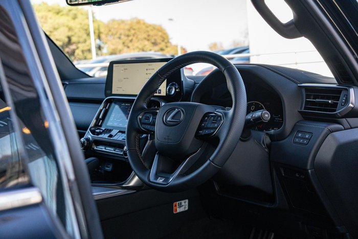 2026 Lexus LX 700h F Sport