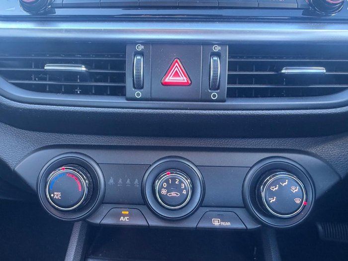 2024 Kia Cerato S