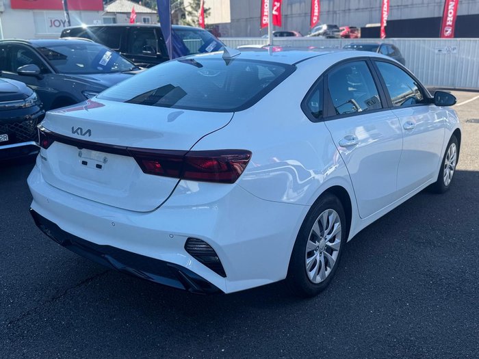 2024 Kia Cerato S