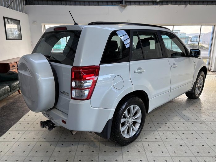 2014 Suzuki Grand Vitara JB 4X4 Dual Range White Pearl