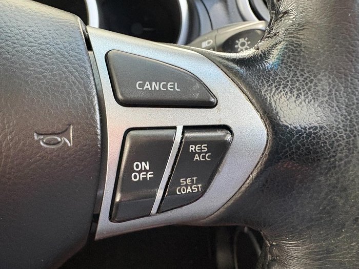 2014 Suzuki Grand Vitara JB 4X4 Dual Range White Pearl
