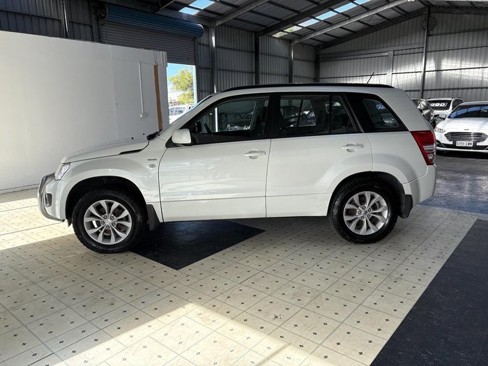 2014 Suzuki Grand Vitara JB 4X4 Dual Range White Pearl