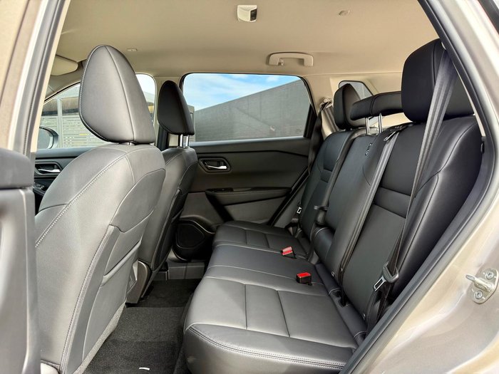 2026 Nissan X-TRAIL ST-L e-POWER