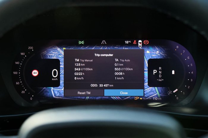 2022 Volvo XC40 Ultimate B4 Bright