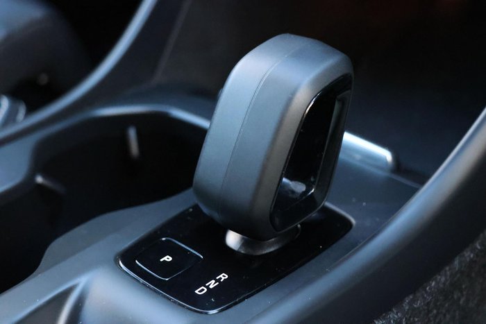 2022 Volvo XC40 Ultimate B4 Bright