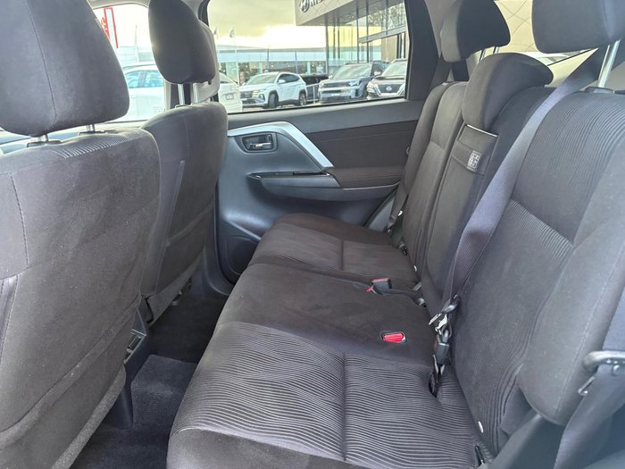 2023 Mitsubishi Pajero Sport GLS