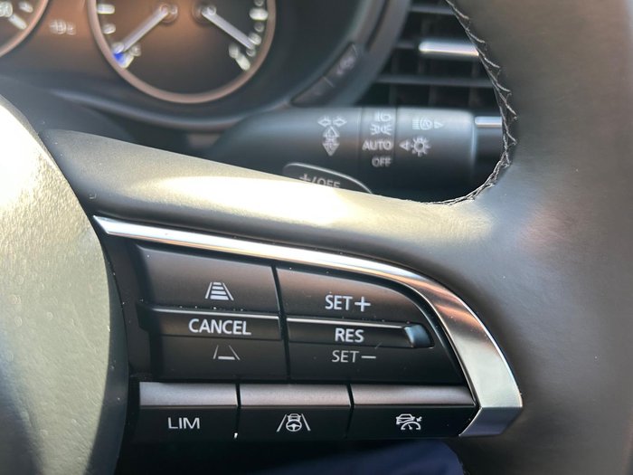 2025 Mazda 3 G25 Evolve SP