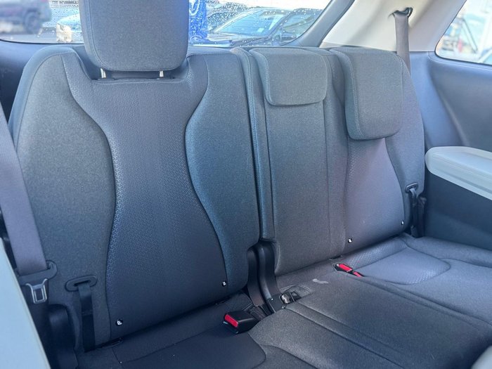 2023 Kia Carnival S