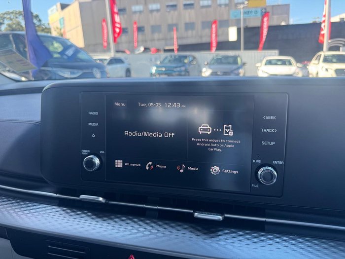 2023 Kia Carnival S