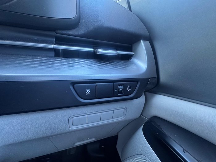 2023 Kia Carnival S
