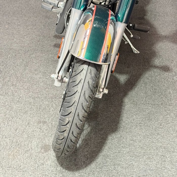 2025 Royal Enfield CLASSIC 350 CHROME Green