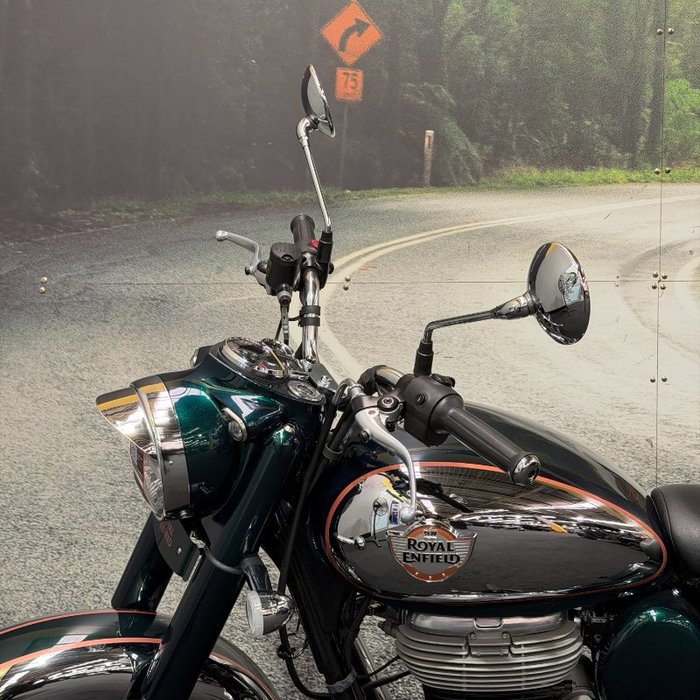 2025 Royal Enfield CLASSIC 350 CHROME Green