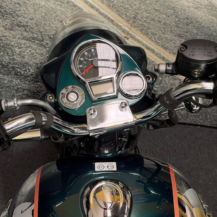 2025 Royal Enfield CLASSIC 350 CHROME Green