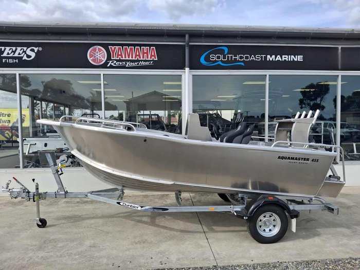 2026 Aquamaster 4.55 Side Console