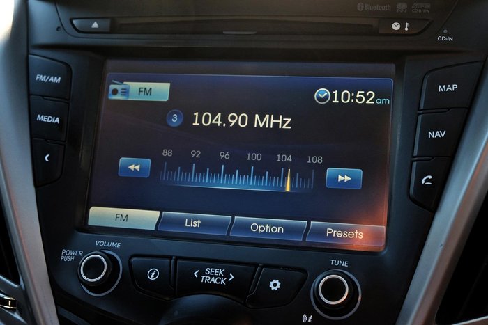 2013 Hyundai Veloster +