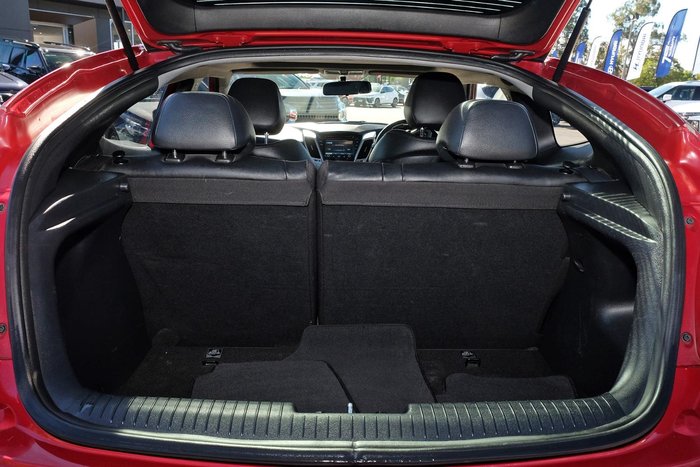 2013 Hyundai Veloster +