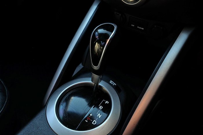 2013 Hyundai Veloster +