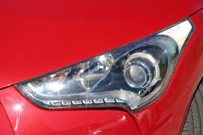 2013 Hyundai Veloster +