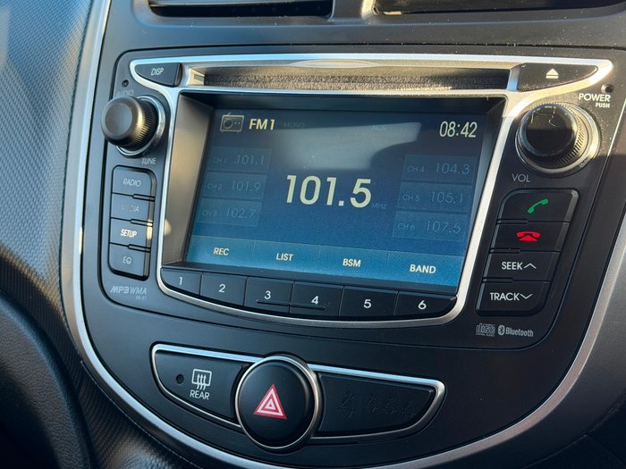 2015 Hyundai Accent Active