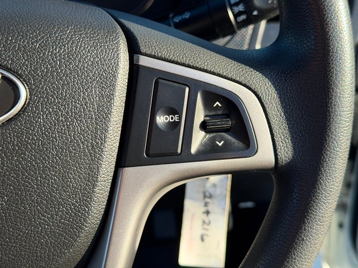 2015 Hyundai Accent Active