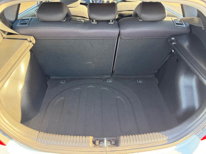 2015 Hyundai Accent Active